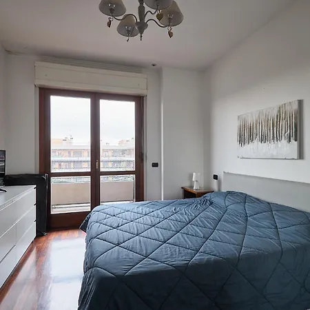 Leonardo Apartment