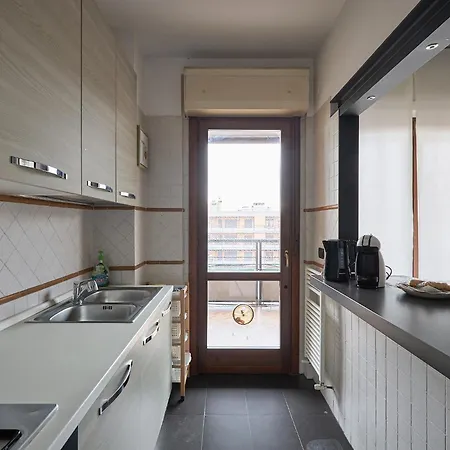 Apartment Leonardo Ponte Galeria