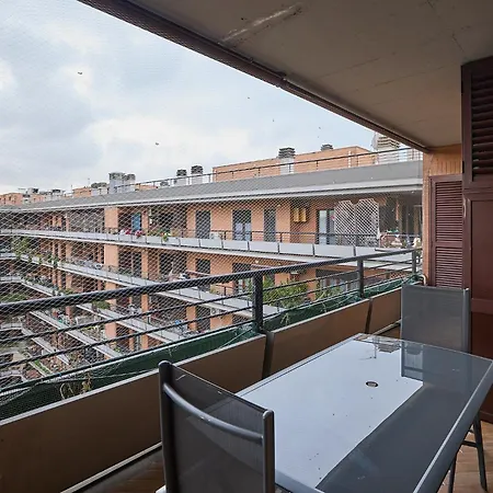 Leonardo Apartment